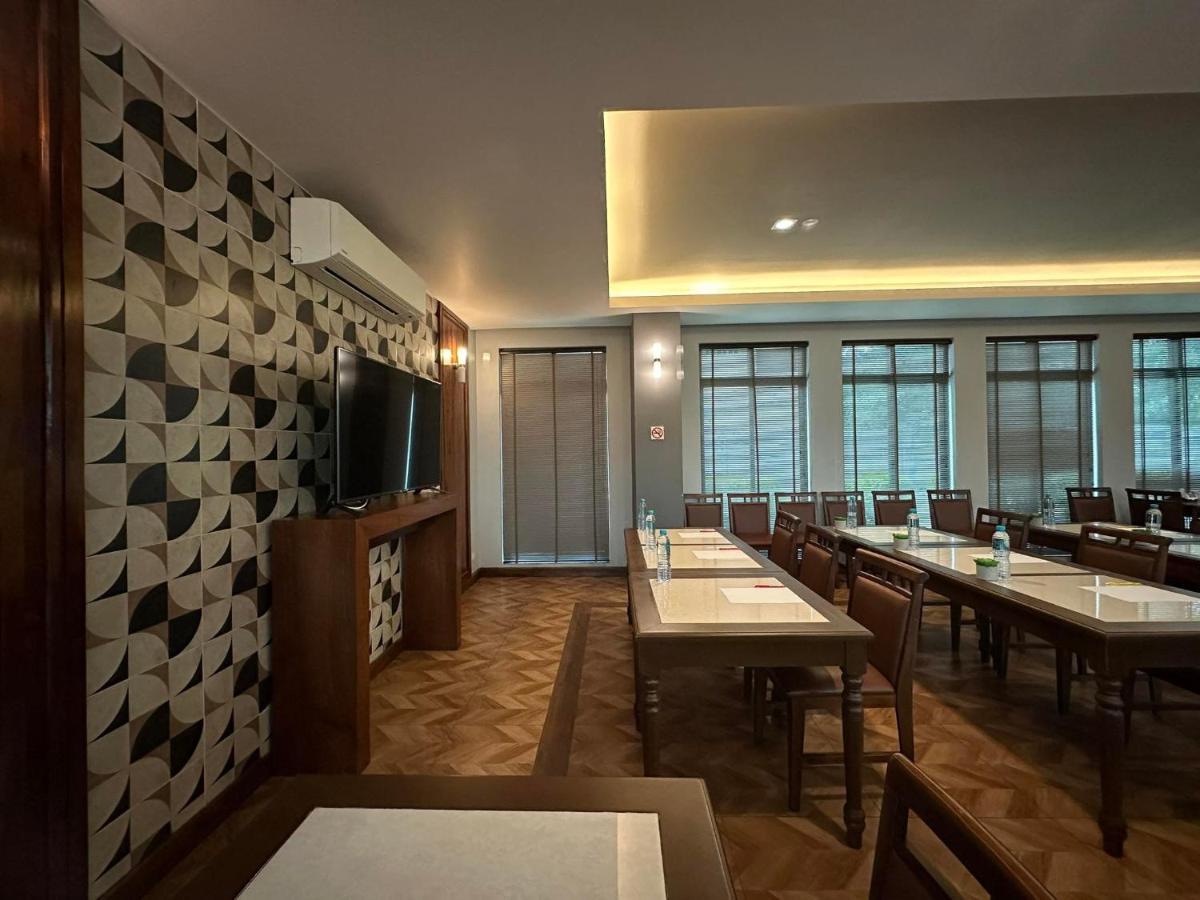 Mangrove Prestige Hotel Na Chom Thian Eksteriør billede
