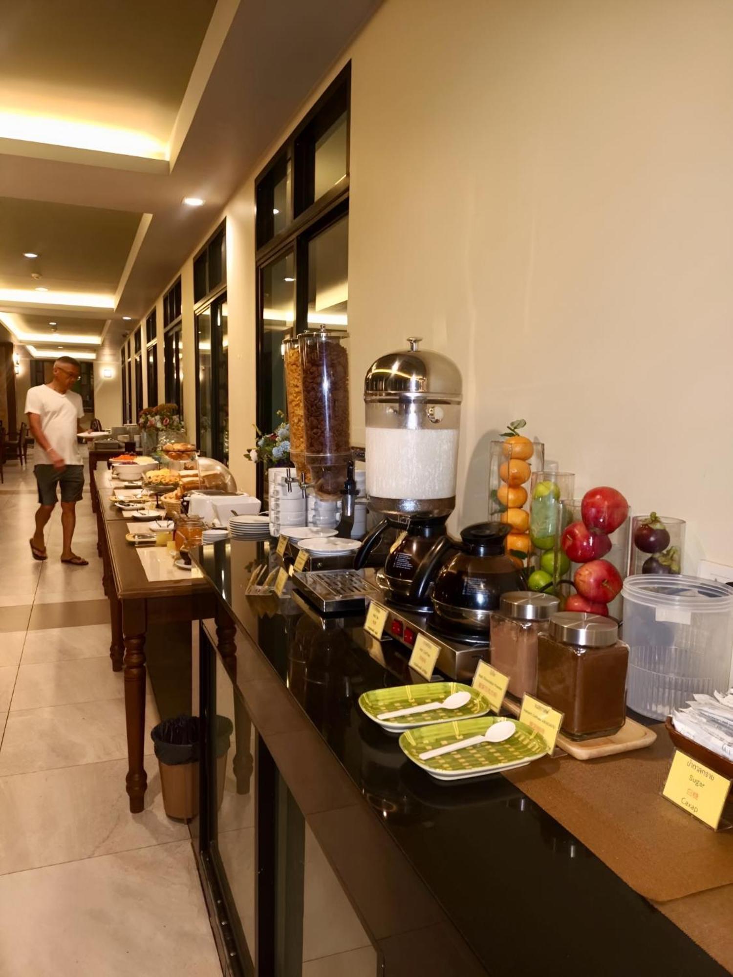 Mangrove Prestige Hotel Na Chom Thian Eksteriør billede
