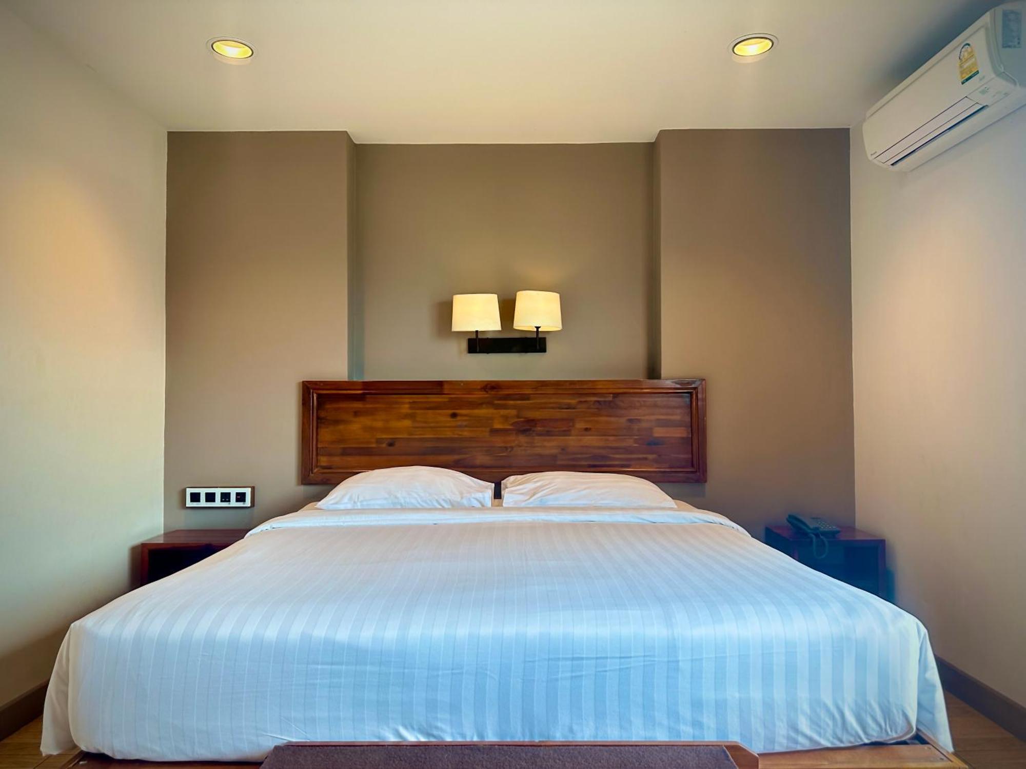 Mangrove Prestige Hotel Na Chom Thian Eksteriør billede