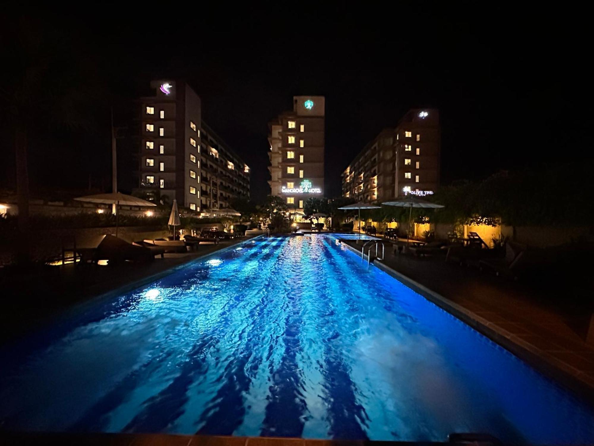 Mangrove Prestige Hotel Na Chom Thian Eksteriør billede